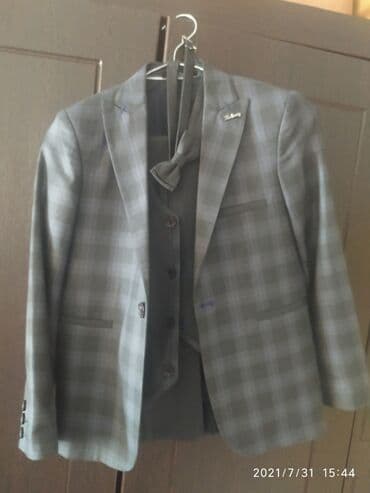 детский велюровый костюм: Костюм тройка на 7-9 лет с бабочкой. Одевался 1 раз на свадьбу — 2