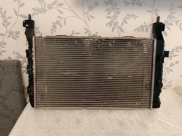 kamaz radiatoru: Salam opel radiatoru satilir. opel merivanin ustunnen cixmadir — 3