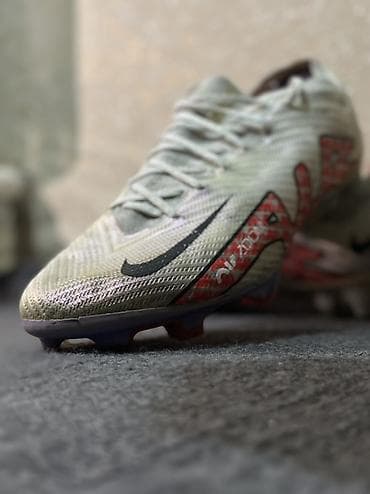 Krasofkalar və idman ayaqqabıları: Nike Air Zoom Mercurial kramponları - Model: Nike Air Zoom Mercurial — 3