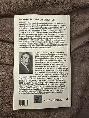 Məhsul: 2 kitablıq bədii ədəbiyyat dəsti Her biri ayrılıqda 2 manat — 4