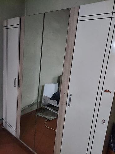 sfaner satilir: Dörd qapılı paltar şkafı - Material: laminat/MDFlam, ağ və ağac — 1