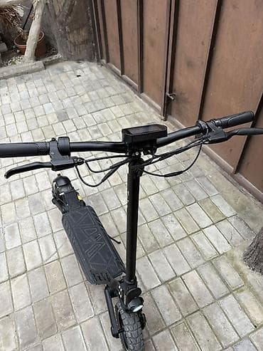 cd disk: Kugo g2 Pro 4-5ayn skuteridi cəmi 400km sürülüb 1800azna alınıb real — 4