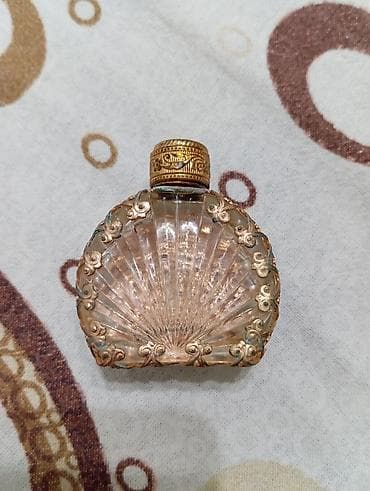 qizil muncuqlar: Bəzəkli ətir/kölon şüşəsi - Material: şəffaf, qabırğalı şüşə gövdə; — 3