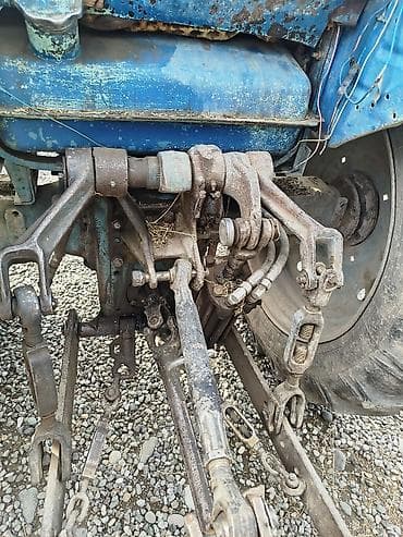 turbo az kvadracikl: Mavi rəngli təkərli kənd təsərrüfatı traktoru - Korpus: kabinli, iki — 6