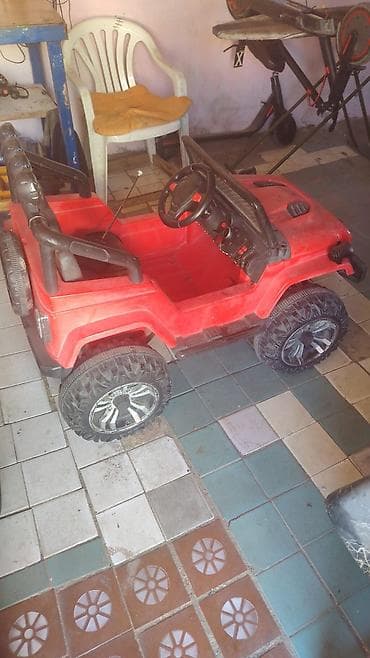 kiridit maşinlar: Uşaq üçün elektrikli ofroud jeep tipli maşın - Korpus: qırmızı rəng — 4