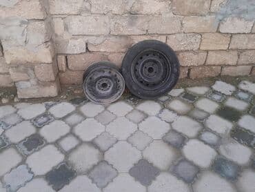 деревянный стол на кухню: Обычный, Daewoo, GENTRA, 2013 г., Дерево, Б/у, Самовывоз — 1