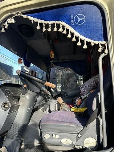 su radiatoru vaz: Mercedes-Benz Atego 1223 tentli yük maşını Xüsusiyyətlər: - Model — 7