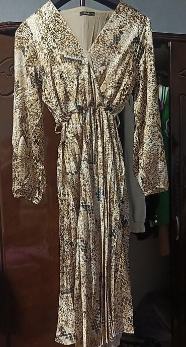 Костюмы: Повседневное платье, Макси, XL — 1