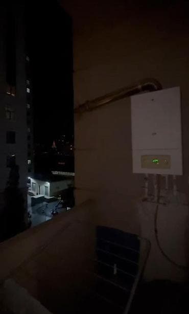 ev menzil: 28 May metrosunun tam yaxınlığında, şəhərin mərkəzində super təmirli — 5