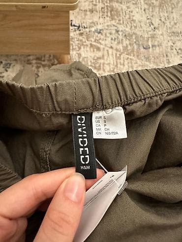 İstifadə olunmamış Original arxası razrezli H&M ətək. Ölçü uyğun — 3