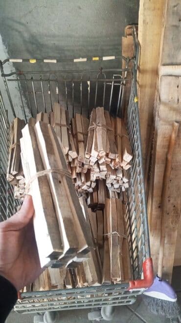 samovar odun: TOPDAN QİYMƏT 1₼ Samovar ücün odun vp altivdi Minimum sifariş 20 əd — 4