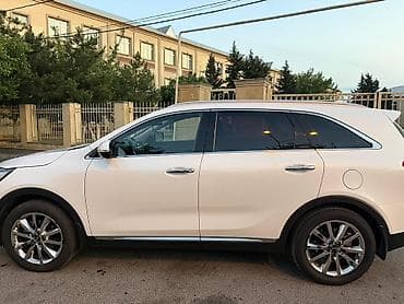 Avtomobil satışı: Kia Sorento – ağ rəngli, Azərbaycanda qeydiyyatlı SUV. Xüsusiyyətlər — 5