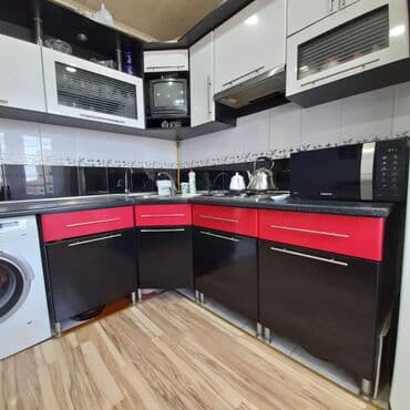 sibrizdə evlərin qiyməti: Bakı, 4 otaqlı, Köhnə tikili, m. Xalqlar Dostluğu, 105 kv. m — 10