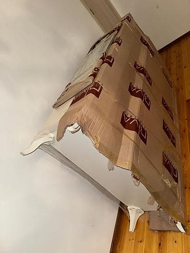 kalidor ucun skaf: 2qapili vitrin. Turk istehsalidir. 1000 azne alinib. VivaRiva — 3