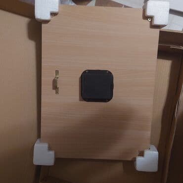 Sandıqlar: Uşaq otağı ücün Divar saatı yenidir işlənməyib 25 azn — 2