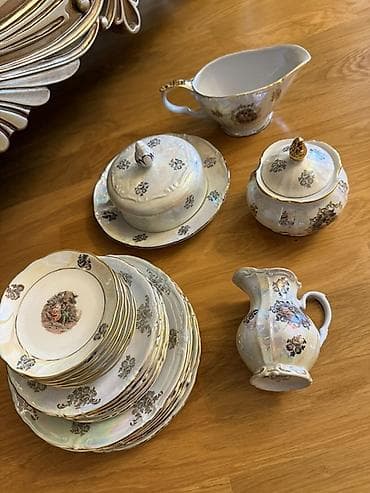 набор инструментов: Обеденный набор, цвет - Золотой, Фарфор — 1