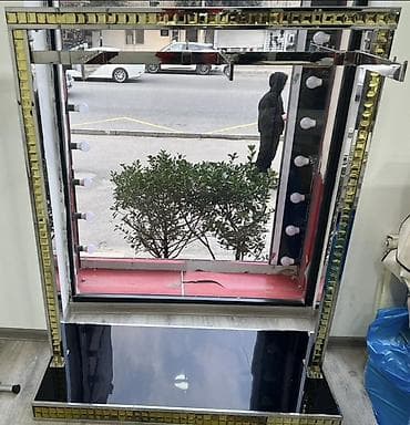 Güzgü Döşəmə üstü, Düzbucaqlı, Makiyaj üçün, Arxa işıqlı