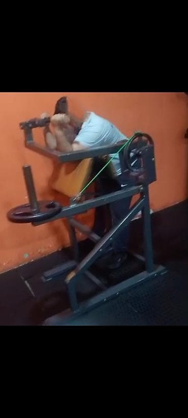 Scott trenajoru qol qabagi biceps mesqi ucun. Mehdiabaddadir — 3