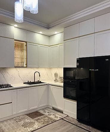 plastik ayna qapi: Mətbəx mebeli – L formalı, müasir klassik dizayn - Üst-altar — 2