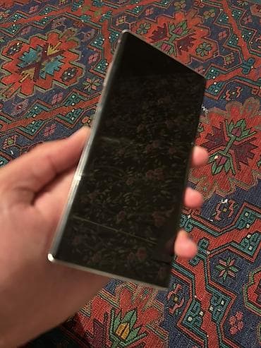Samsung Note 10 Plus, Беспроводная зарядка — 1