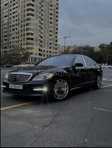 Mercedes-Benz S-Class (W221) sedan, qara rəng, benzinli, avtomatik