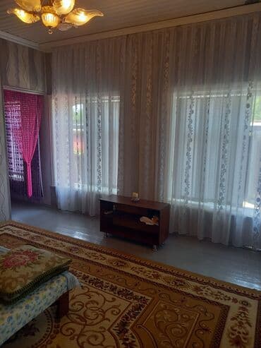 qarayevde 1 otaqli kiraye evler: 27 kv. m, 2 otaqlı — 4