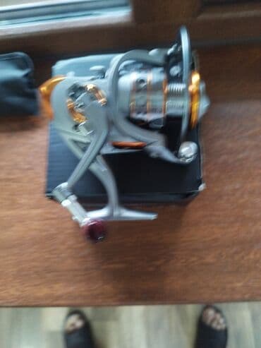 Balıq tutmaq ücün əşya. Yenidir.alınan qiymətə satılır. zənq edin