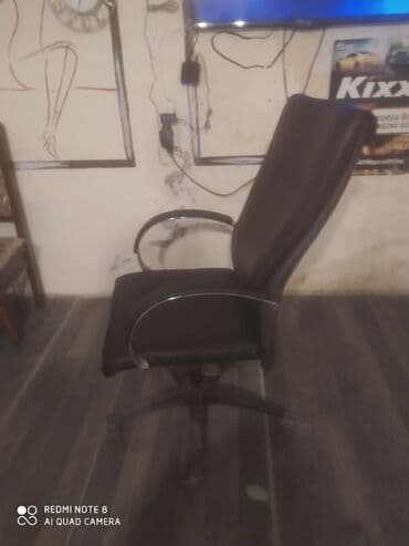 meqa mebel: Təkərli, Qolları tənzimlənmir, Süni dəri — 1