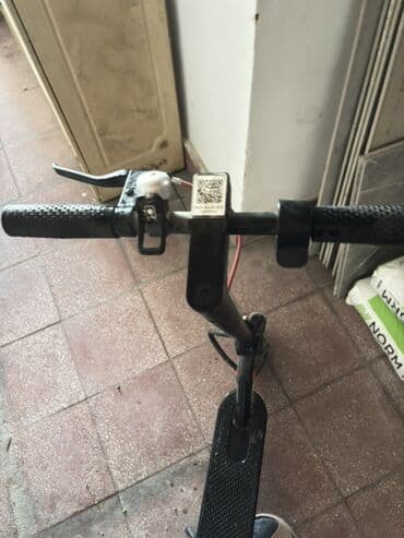 самокат детский: Б/у Электросамокат 10", 251 - 350 Вт, 26 - 35 км/ч, Самовывоз — 3