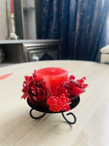 qırmızı şam yandırmaq: Свеча — 1