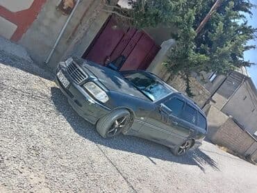 c 200 mercedez: Mercedes-Benz C 180: 1.8 l | 1997 il Sedan — 12