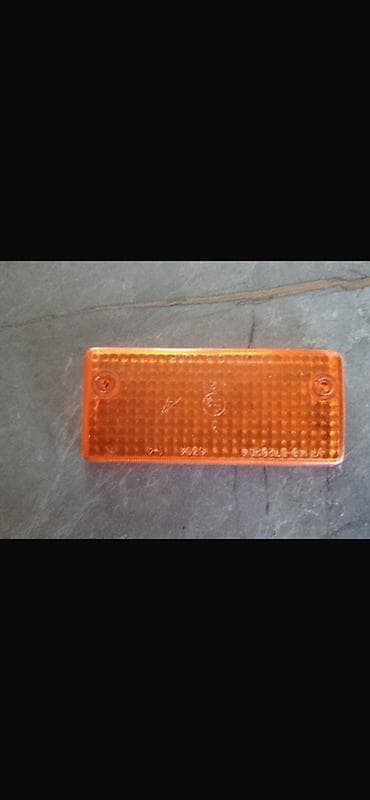 Məhsul: Yan əks etdirici (sarı/ambre) plastik linzalar – 2 ədəd — 4