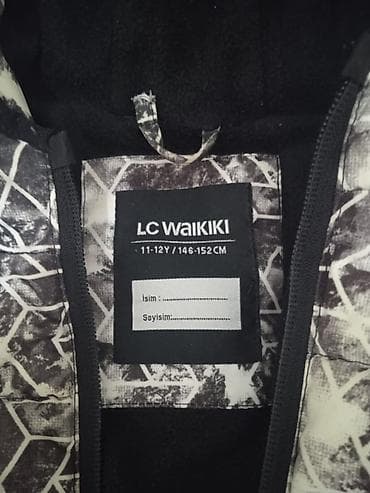 LC Waikiki uşaq üst geyimləri dəsti 1) Uzun, kapüşonlu qız üçün