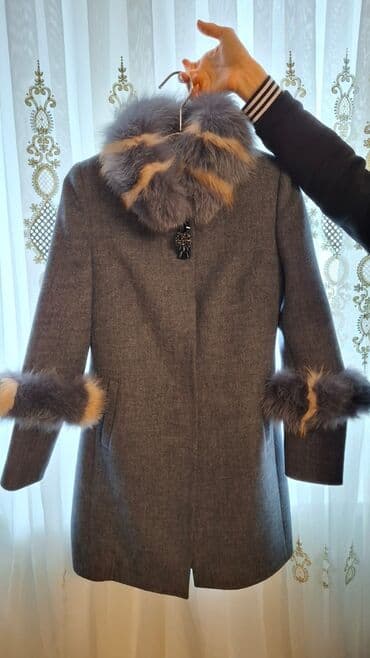 Pencəklər: IADEM Collection qadın palto - Rəng: boz - Beden: 36 (etiketdə — 4