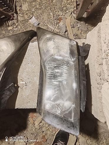 Motonəqliyyat: Chevrolet kruz 
Faraları parilofkaya ehtiyac var 
Son qiymət 100manat — 3