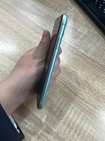 Tata: IPhone 11, 128 GB, Yaşıl, Face ID — 3