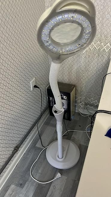 Kiprik yigmag ucun led iwiq - Tip: Stasionar ayaqlı böyüdücü lampa -