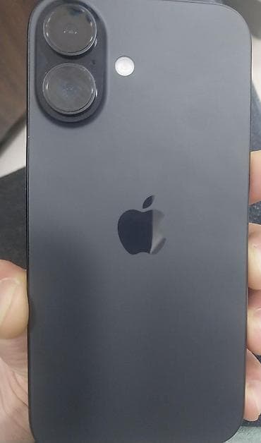 IPhone 16, Черный — 2