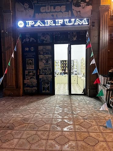 Satış məsləhətçisi tələb olunur, Yalnız qadınlar üçün, 18-29 yaş, 1 ildən az təcrübə, Gündəlik ödəniş