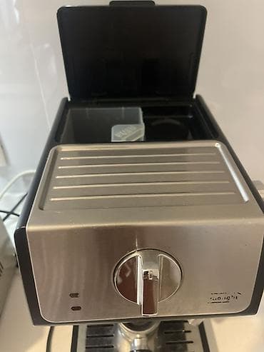 kofe aparatl: Qəhvə maşını Delonghi, Yarımavtomat, Kapuçinator ilə — 5