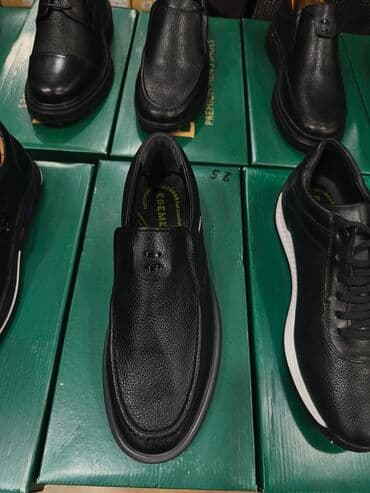 ayaqqabı кожание: Kişi ayaqqabıları – klassik və gündəlik modellər - Material: qara və — 32