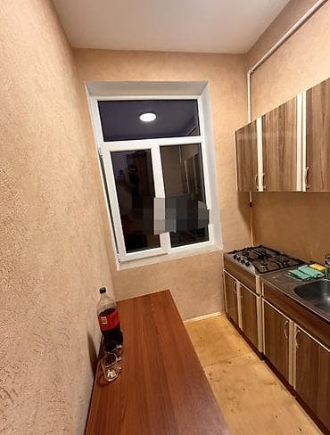 Qara cuxurda neftciler parki yaxinliqinda 2/2 de 2 otaq 44 kv esyali — 6