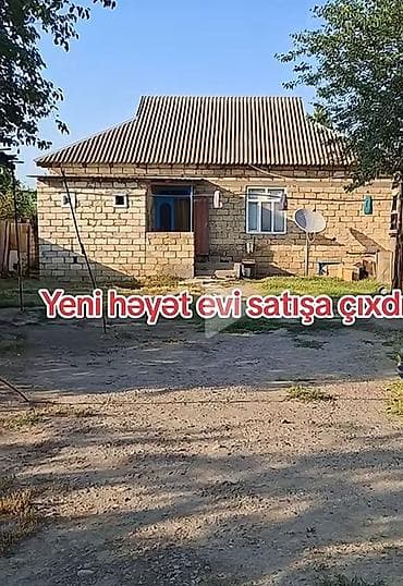 Həyətyanı daş ev satılır. 3 geniş otaq bir metbex bir Zal boyuk at lalafo.az Həyətyanı daş ev satılır. 3 geniş otaq bir metbex bir Zal boyuk