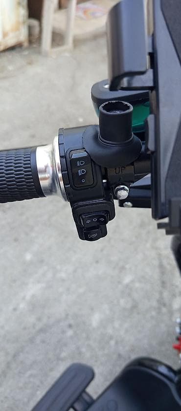 moped: - Elektrikl, 2024 il, 78 km — 8