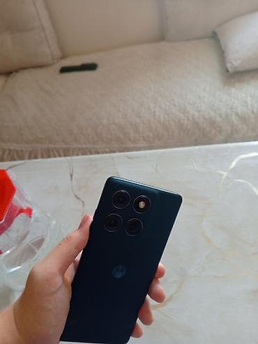 iphona 12: Motorola 512 GB, Barmaq izi — 5