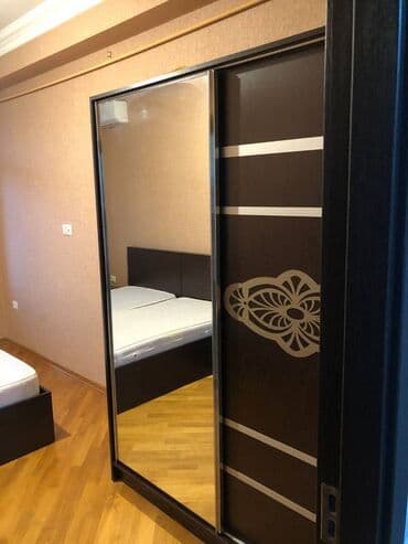 kiraye ev qarayevde: Nərimanov rayonu, Metroparkın arxası, 2 otaqlı mənzil,təmirli,əşyalı — 10