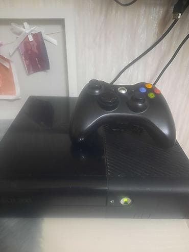 kablolar: Xbox 360 (Slim) oyun konsolu və 1 ədəd naqilsiz pult - Konsol: Xbox — 4