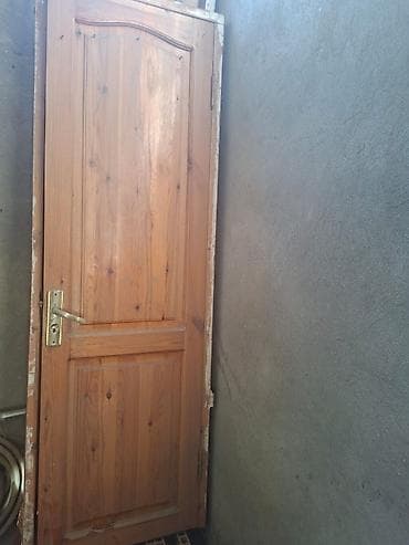 Qapi satilir, otaq qapisidir, qiymeti 35 manat — 1