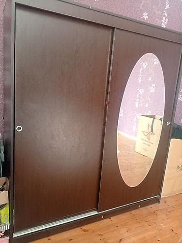 metbex dolab: Sürgülü qapılı dolab - Material: tünd qəhvəyi rəngli laminat/MDF — 2