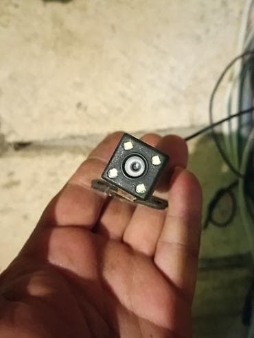 Avtomobil üçün arxa görüntü kamerası - Universal montajlı kvadrat